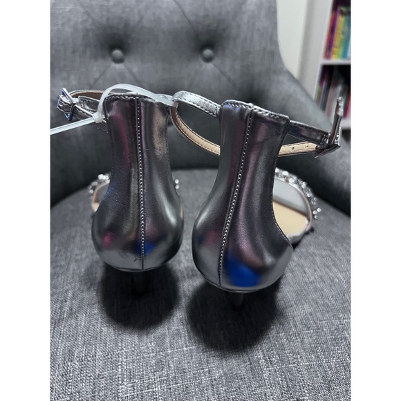 BADGLEY MISCHKA DASH KITTEN HEEL SANDALS - Picture 9 of 10